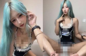 抖音芝士小宝多套室内造型,蓝发与蝴蝶结主题轮番出现