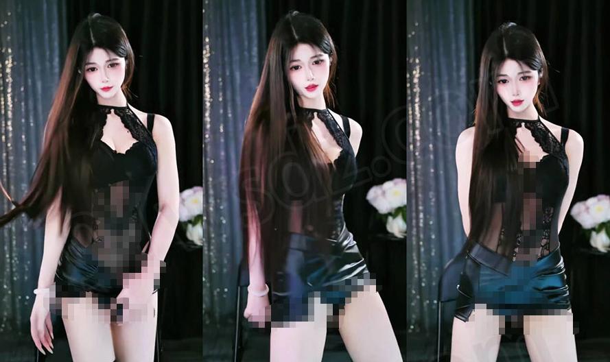 来秀小美yo把一段舞蹈留在黑色布景里,站姿与椅边段落衔接得很完整